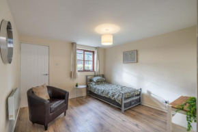Modern studio flat in Wellington, Telford